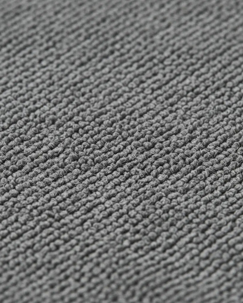 Foto con microfibra en el centro. Toalla microfibra super absorbente de alta tecnología.