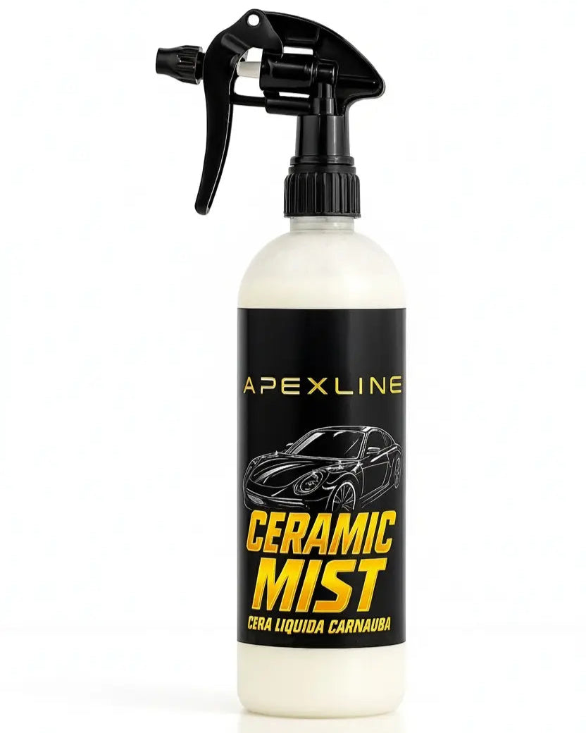 Foto producto con fondo blanco, cera liquida de carnauba, marca apexline letras en dorado y etiqueta negra, producto color negro