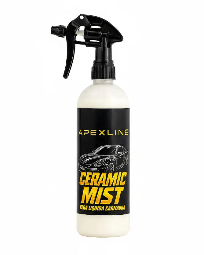 Bote cera líquida carnauba fondo blanco, bote con letras doradas y etiqueta negra con líquido blanco